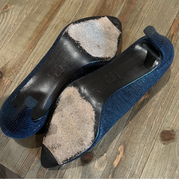 Stuart Weitzman Black Curvia Textured Pointed Toe Pumps Shoes 8 M - Picture 8 of 13